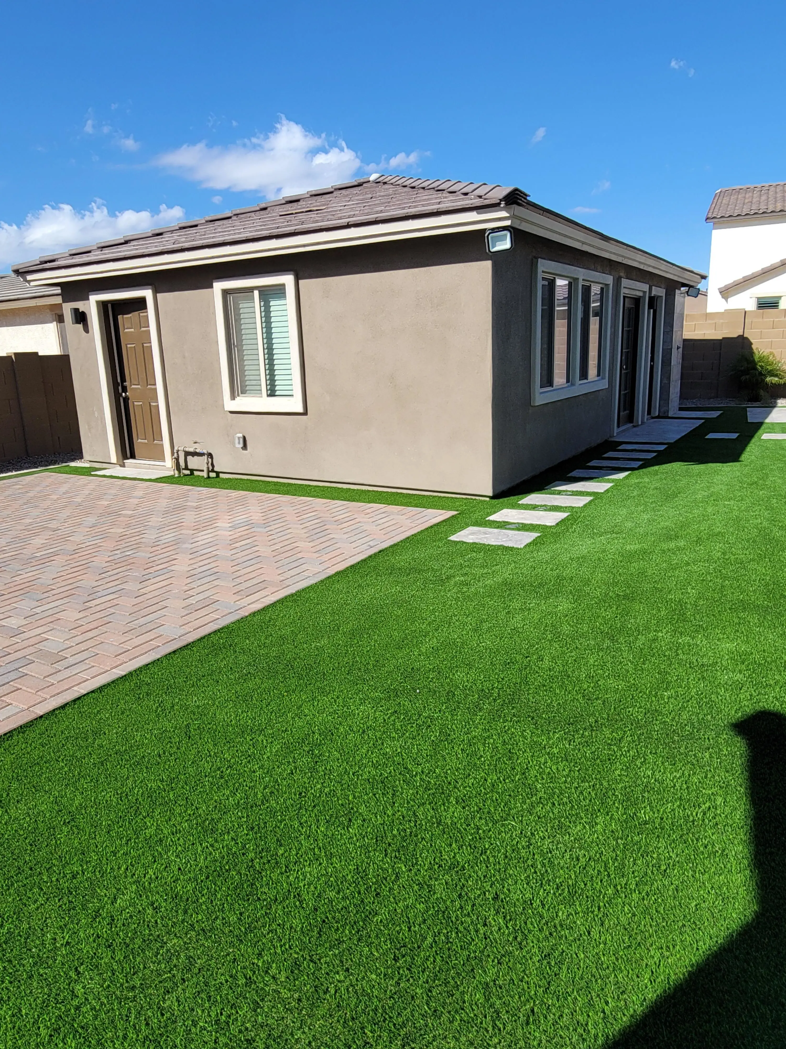 Guest houses, ADU, casitas Guest houses, ADU, casitas